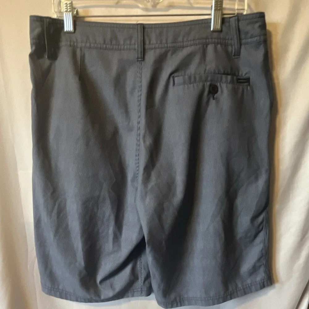 O'Neill Men's Gray and Navy Blue Pinstripe Chino Shorts Polyester 32W